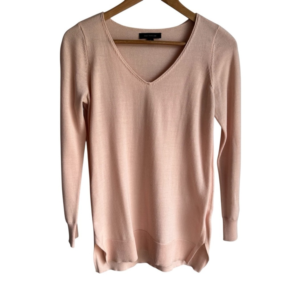 Ann Taylor Merino Wool Blend Lightweight Sweater Sz S Baby Pink V-Neck Preppy
